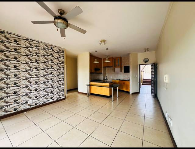 3 BEDROOM APARTMENT FOR SALE IN PALMIET